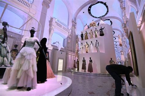 dior tour paris|dior museum paris ticket price.